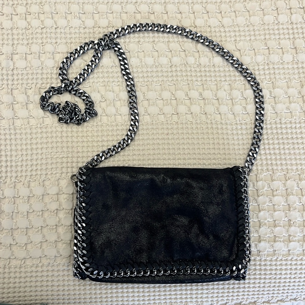 Black purse